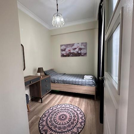 Taksim Private Room Istanbul Exteriör bild